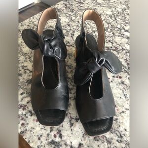 Bernardo Lizzie Bootie 7 1/2